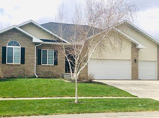 4821 Thomasbrook Ln, Lincoln, NE 68516