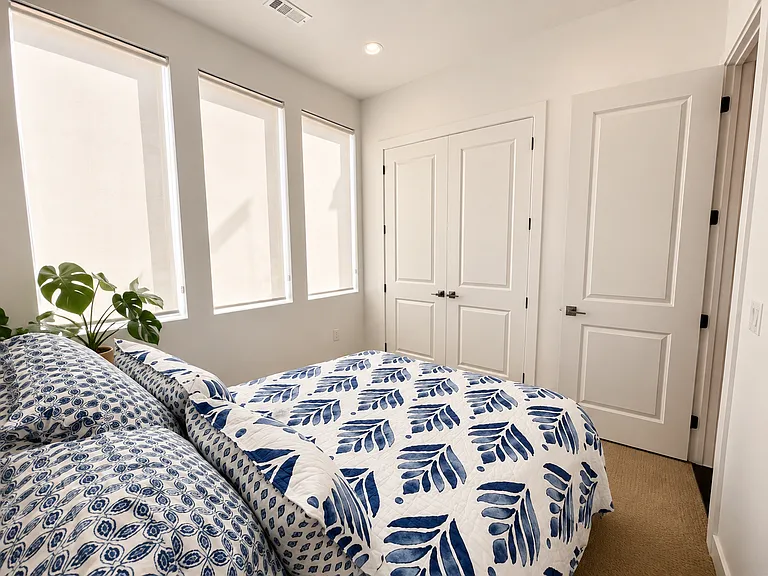 2831 E Snowberry Dr — Photo 9