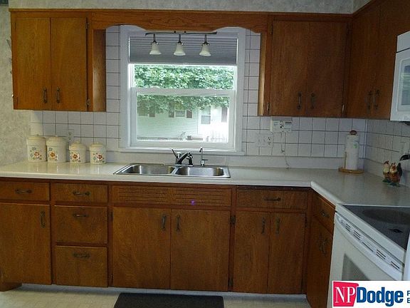 5th image of 1424 E 20th St