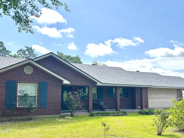 106 Donnybrook Dr, Carriere, MS 39426