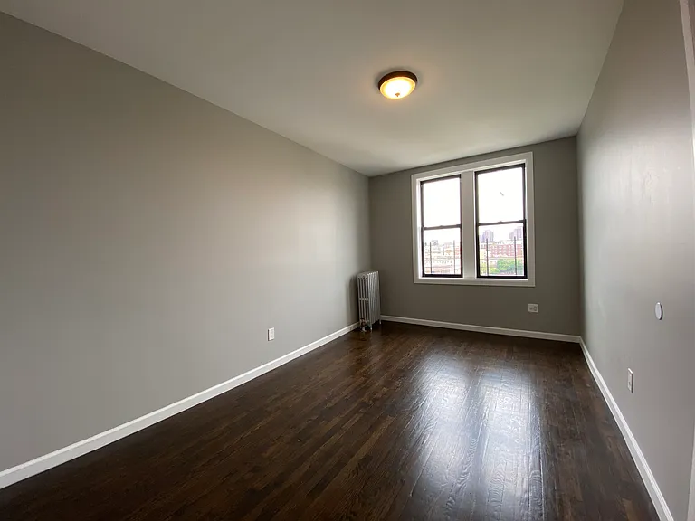 917 Ogden Ave #5AB — Photo 7