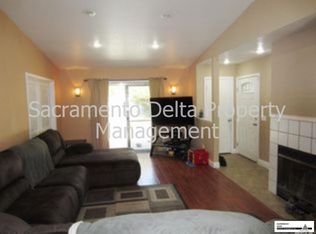 918 Rancho Roble Way, Sacramento, CA 95834