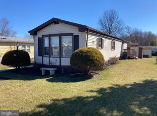 235 Cherrywood Ct, North Wales, PA 19454