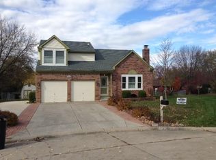9462 Helmsdale Dr, Indianapolis, IN