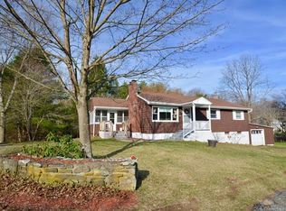 460 Riverside Dr, North Grosvenordale, CT 06255