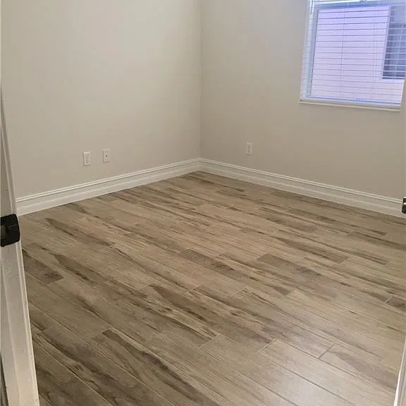 6473 Caldecott Dr — Photo 14