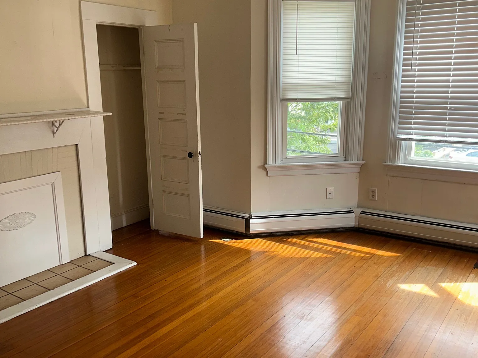 2 bed, 1175 sqft, $1,995 — Photo 4
