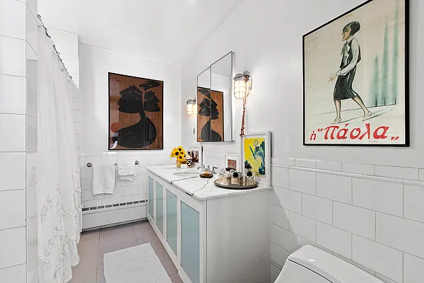 Sold by Douglas Elliman | media 8