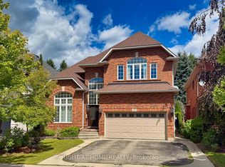 27 Thoroughbred Blvd, Hamilton, ON L9K 1L2