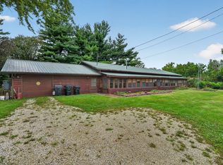 225 SW Walnut Ave, Earlham, IA 50072