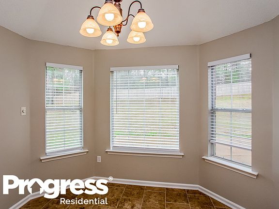 5th image of 10891 Lexington Dr