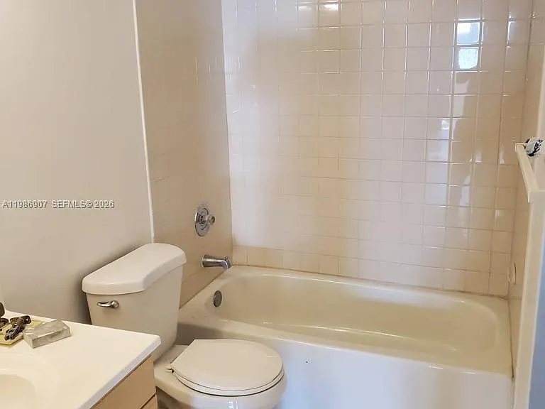 1280 S Franklin Ave #1280F — Photo 1