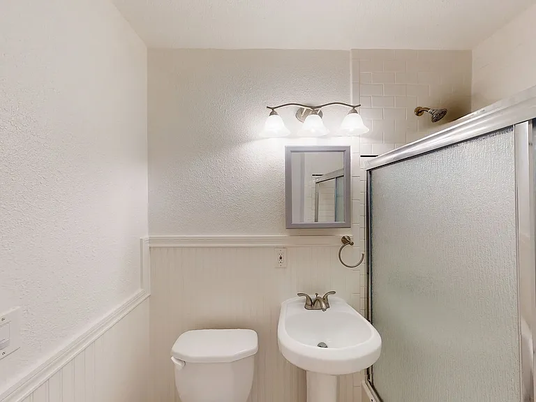 353 Grand Avenue — Photo 18