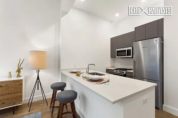 Rented by Citi Habitats | media 32
