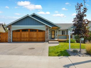 3552 SW 35th Pl, Redmond, OR 97756