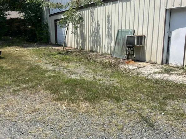 186 W 4th Hwy, Cove, AR 71937