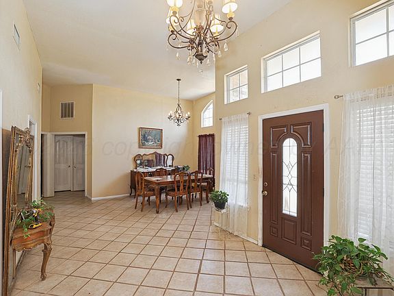 4th image of 1401 Daws Dr