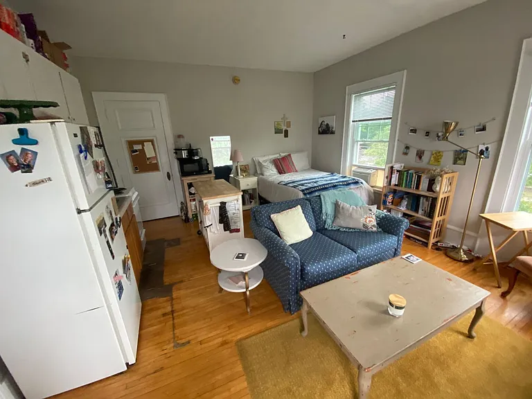 2118 Pillsbury Ave S #9 — Photo 9