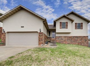 4443 N Shirley Ave, Springfield, MO 65803