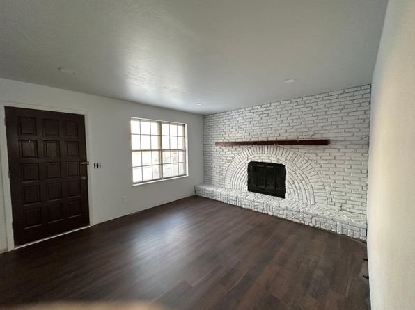 4365 S Dearborn Ct
