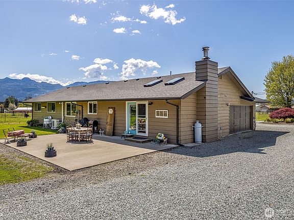 5th image of 27930 Hoehn Road