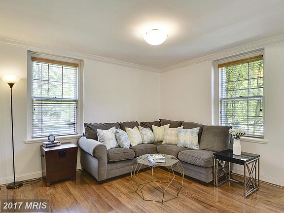5th image of 3930 Langley Ct NW APT B638
