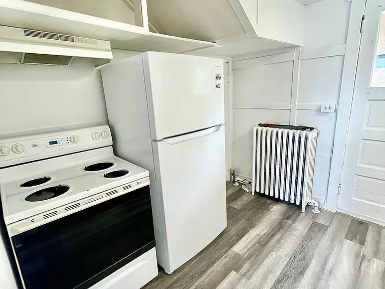 105 N Ridge St — Photo 9