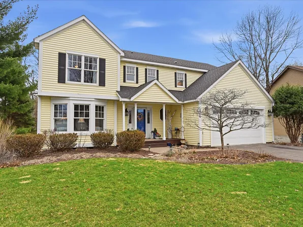 356 69th St N, Saint Paul, MN 55115