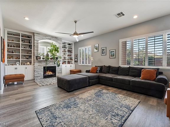 4th image of 735 Asbury Park St