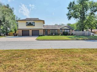 1985 N McLean Blvd, Wichita, KS 67203