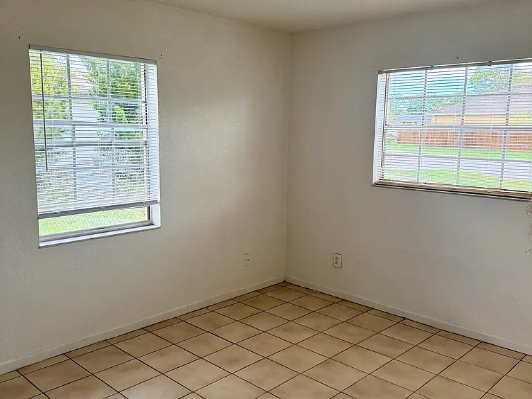 5123 Higate Rd — Photo 11