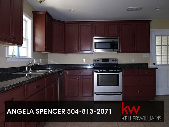 5th image of 2705 Plaza Dr