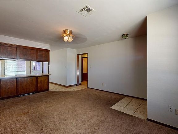 2nd image of 314 Vicksburg Ave #316