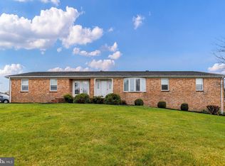 210 Della Ln, Boonsboro, MD 21713