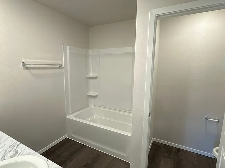 8205 E Oakland St — Photo 14