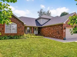 358 E Sequoia St, Republic, MO 65738