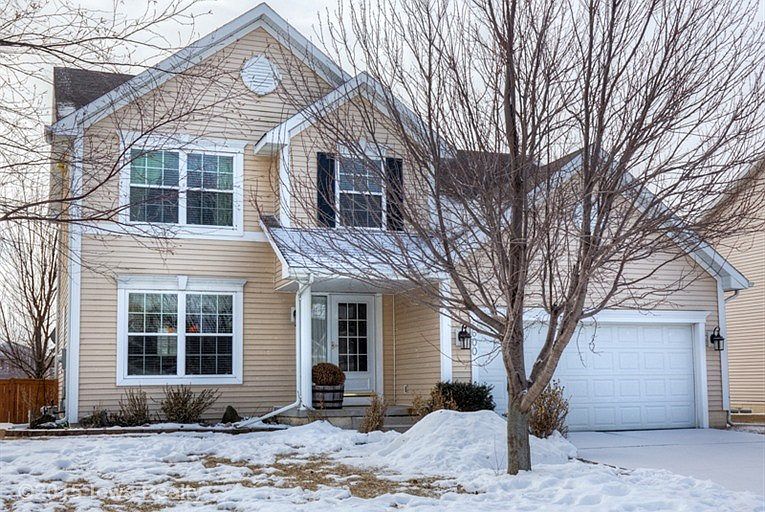 1st image of 600 SE Glendale Dr