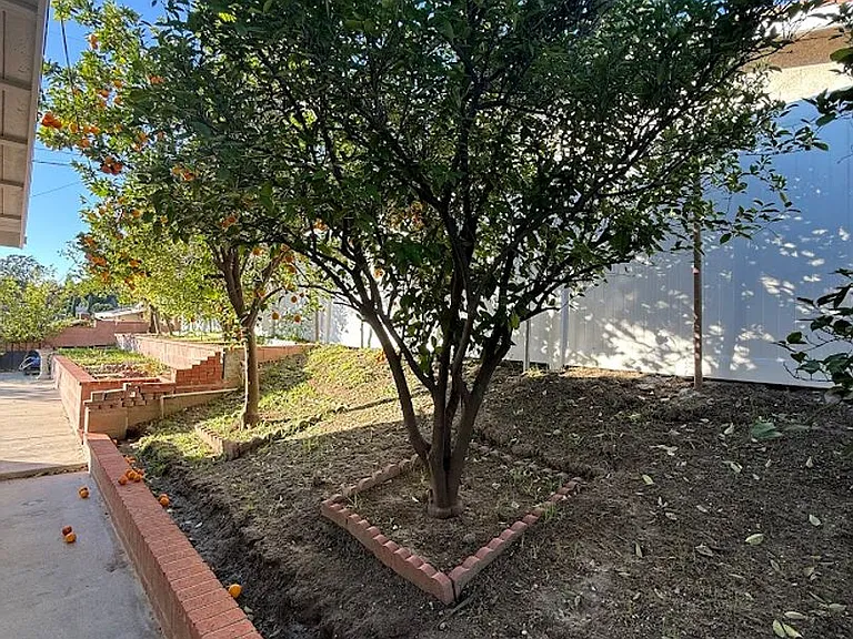 11725 Monogram Ave — Photo 34