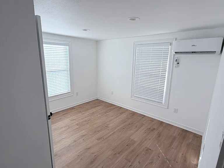 2617 Sam Wilson St — Photo 3