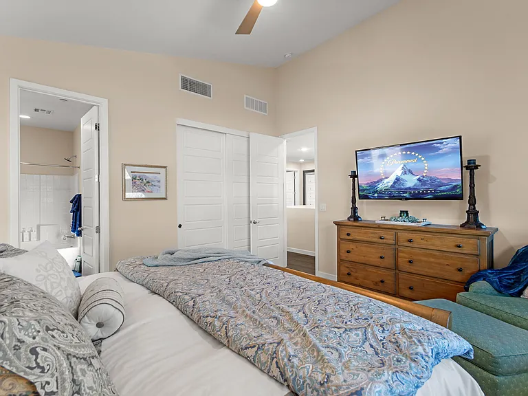 55 Vista Outlook St — Photo 36