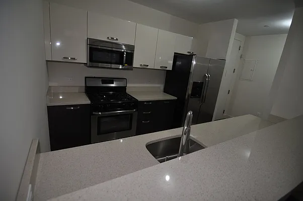 Rented by Click View Realty LLC | media 20