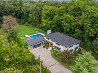 901 Skibo Ln, Mamaroneck, NY 10543