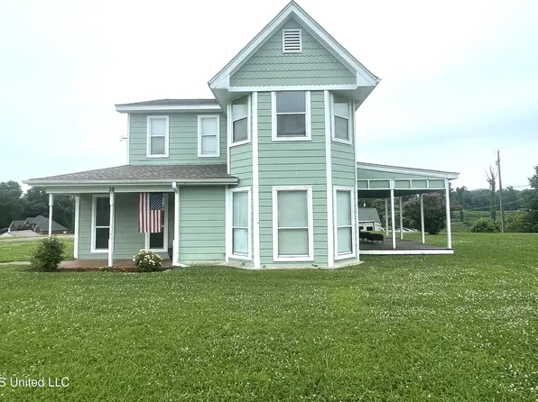 30 Blue Lake Dr, Lake Cormorant, MS 38641