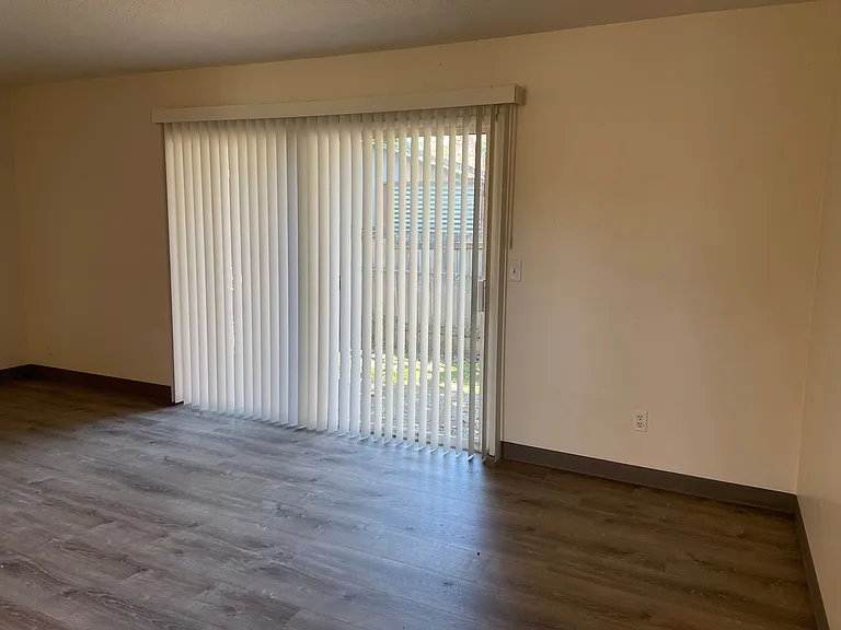 S815 - Star Apartments — Photo 49