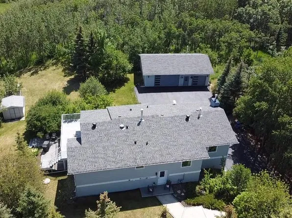 31 SW Biggar Heights Bay, Rocky View County, AB T3R 1H4