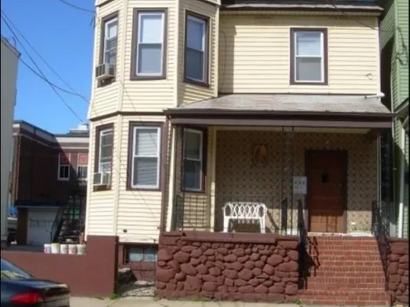 237 Inslee Pl #2, Elizabeth City, NJ 07206