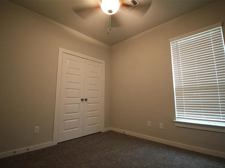 25504 Starling Ln — Photo 22