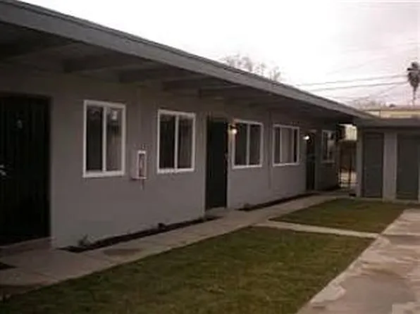 447 N Diana St #A, Fresno, CA 93701