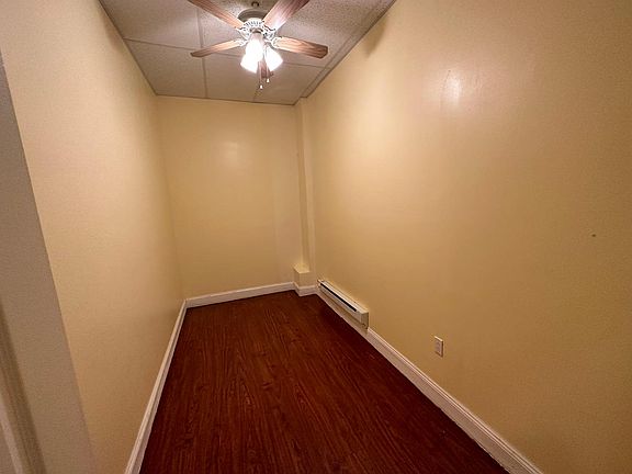 2nd image of 1842 W Passyunk Ave