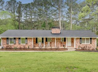3986 Lake Carlton Rd S, Loganville, GA 30052